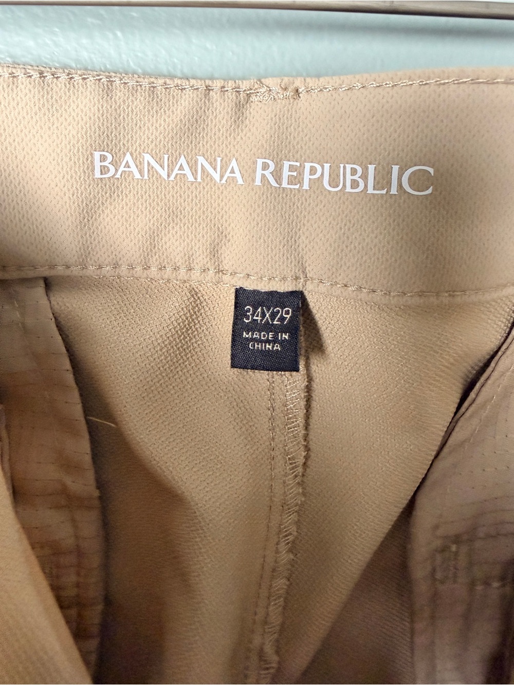 Banana Republic Men’s Khaki Stretch Chinos 34x29 Straight Leg Tailored Clean - Picture 2 of 11